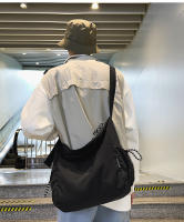 Bolso de nylon retro de gran capacidad, bolso de mensajero de hombro para hombres y mujeres, bolso de pareja versátil informal y de moda. - details 1