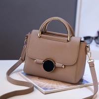 Elegante Bolso de Mano Negro para Mujer - Moderno Bolso de Hombro con Detalles en Tono Dorado, Gran Capacidad, Versátil para Uso Diario - details 2