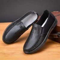 Otoño 2024 nuevos mocasines de cuero PU para hombres cómodos zapatos planos de negocios sin cordones con fondo suave para la temporada de invierno de boda - details 5