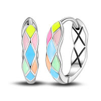Aretes Redondos de Plata 925 Estilo Elegante para Mujeres con Piedra Principal de Zirconio y Diseño de Encanto Brillante Color en Oro - details 20