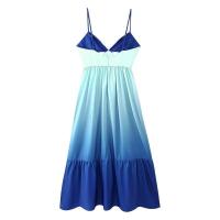 BUNO-2025 Primavera Nuevo vestido de tirantes colgantes con diseño hueco degradado Estilo moderno y elegante para mujer. - details 1