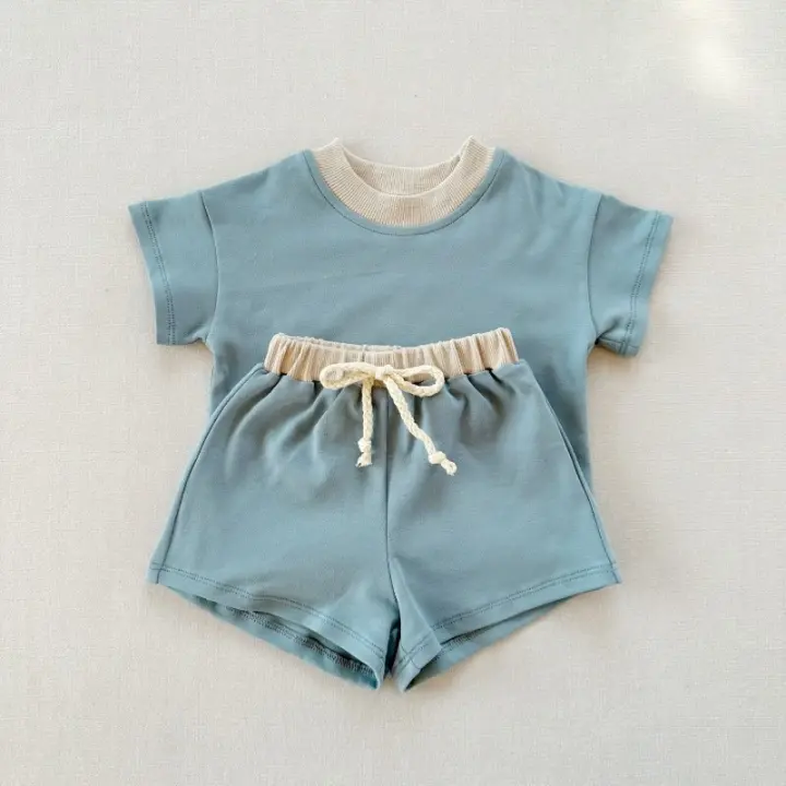 Conjunto de manga corta de color sólido para niños, conjunto de dos piezas de pantalones cortos de algodón sueltos para bebés - 1
