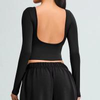 Top de yoga de manga larga con espalda abierta para mujer, ropa deportiva sexy con espalda abierta, Top corto con diseño de espalda en U - details 1