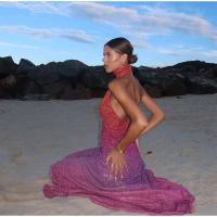 Vestido Halter sin Espalda de Colores Arcoíris Moda de Playa de Primavera 2025 para Mujeres - details 4