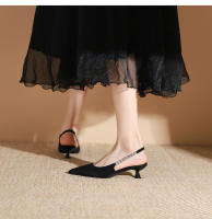 Xiaoxiangfeng-correa de cadena puntiaguda, tacón medio, zapatos individuales - details 14