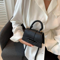 Mini bolso de hombro cruzado de cuero PU vintage para mujer - details 9