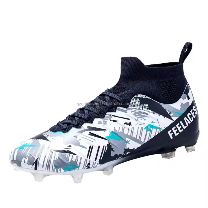 Venta al por mayor de zapatos de fútbol para hombres, botas de entrenamiento con tacos de fútbol para interiores y exteriores de gran tamaño con plantilla de goma y malla para niños - 1