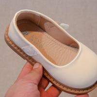 Zapatos de cuero para niños y niñas, zapatillas versátiles informales antideslizantes con lazo de princesa, fondo suave, a la moda, novedad de otoño, 2024 - details 9