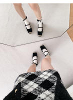 Nuevos zapatos de mujer con plataforma poco profunda y tacones gruesos con combinación de un solo color. - details 16
