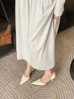 Tacones altos nuevo diseño de nicho temperamento pies no cansados ​​diamantes de imitación blanco stiletto zapatos de boda hueco sandalias - details 3