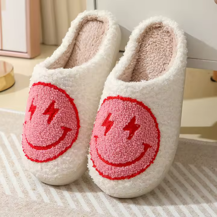 Zapatillas de algodón sonriente relámpago de invierno. - 1