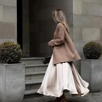 Falda holgada de satén elegante para mujer, faldas largas de cintura alta, ropa de calle, falda larga clásica, falda negra de moda para mujer 2025 - details 8