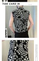 Camiseta holgada sin mangas para hombre, ropa informal con botones estampados, cuello puntiagudo, estilo Haruku, elegante y a la moda - details 1