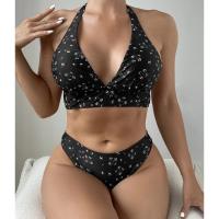 Conjunto de bikini de corte bajo para mujer, traje de baño de tres piezas con falda con volantes - details 3
