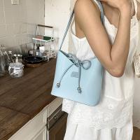 Bolso de cubo con lazo coreano para mujer, bolso de ocio Y2k con lazo para axila, bolso de hombro dulce de cuero Pu - details 11