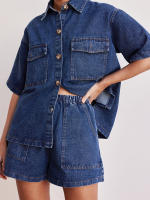 Trajes de verano para mujer, camisa de manga corta con botones de mezclilla de Color sólido y pantalones cortos elásticos, ropa de calle para discoteca, ropa de moda - details 1