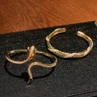 Pulsera étnica de Nepal y Tíbet - Pulsera para hombre o mujer - 3 joyas de metal - details 0