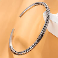 Retro Fashion Man Open Bracelet Engraved Leaf Design Bracelet Gifts To Friends Jewelry - details 0