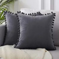 Funda de Almohada de Terciopelo Suave con Bola de Pompon Decoración de Dormitorio Sofá - details 0