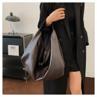 Bolsos de hombro grandes negros para mujer, bolso de compras grande, bolso cruzado de cuero suave de calidad de Color sólido, bolso de mano de viaje para mujer - details 24