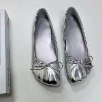 Primavera 2024 nueva tendencia arco plata mujer fondo plano cuero piel de oveja diseño de punta única zapatos de ballet - details 5