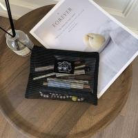 Bolsa de maquillaje de malla ligera, bolsillos para artículos de tocador de viaje con visibilidad, bolsa transparente con cremallera de gran capacidad, lápiz labial - details 10