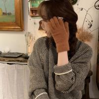 Preciosos guantes de punto con lazo de perlas y pantalla táctil, guantes de invierno de Color sólido con lazo para mujer, manoplas cálidas a prueba de viento para mujer - details 9