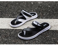 2025Nuevas Chanclas de Verano para Hombres Moda Exterior Sandalias de Doble Uso Sandalias Casuales de Moda para Jóvenes Estilo Coreano - details 8