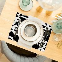 4 manteles individuales con estampado, manteles lavables con estampado de vaca en blanco y negro, temáticos para festivales, banquetes, mesas de comedor y - details 3
