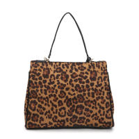2025 nuevo bolso de mensajero de hombro portátil de gran capacidad con estampado de leopardo, bolso de mano premium para viajeros, bolso Kelly multifuncional - details 16