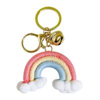 LLavero de arcoíris de tres colores con forma de corazón para niña, llavero tejido hecho a mano con nube bohemia, llavero de arcoíris de punto bonito y duradero, regalos - details 9
