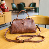 Mini bolso pequeño con clip para mujer, nuevo bolso simple y moderno para teléfono móvil con correa de hombro tipo doctor para mujer - details 42