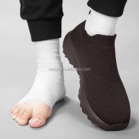 Nuevos deportes ultraligeros antideslizantes con suelas de zapatos para hombres, zapatos cómodos de punto para caminar para mujeres a bajo precio para fitness - details 7