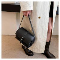 Nuevo bolso de moda versátil negro, elegante bolso de hombro de mensajero de lujo ligero - details 19