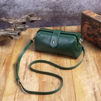 2025 nuevas mujeres retro bolso de cuero de la PU clip bolso casual mini bolso de mensajero - details 3
