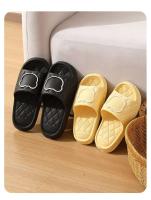 Zapatillas de interior de verano para mujer, sandalias EVA transpirables y bonitas, diseño antideslizante con parte inferior gruesa, versión para hombre y baño en casa - details 9