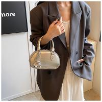 Bolso pequeño plateado de gama alta para mujer 2025 nuevo bolso de mensajero versátil popular bolso de bolos portátil de moda - details 10