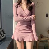 Vestidos ajustados de punto acanalados negros para mujer, ropa coreana elegante con cuello en V, vestidos ceñidos con volantes de manga larga para otoño - details 1