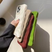 Funda de Teléfono de Cinta Ondulada a la Moda para iPhone Silicona Suave, a Prueba de Golpes, Color Caramelo Fosco - details 2