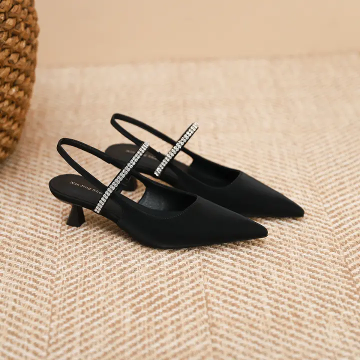 Zapatos clásicos y versátiles de una sola pieza con tacón de aguja negro estilo francés - 1
