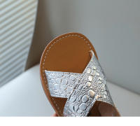 Sandalias de verano para niños y niñas, tela de piel brillante, zapatos de playa para niños, planos, cruzados, correa de tobillo, Ins, caliente - details 16