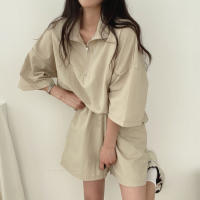 Conjunto de dos piezas de pantalones cortos de manga corta con cremallera y cuello alto para mujer 2025 nuevo conjunto de ropa deportiva casual de moda de verano. - details 36
