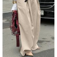 Pantalones largos cómodos nuevos elegantes y elegantes de cintura alta para primavera y otoño de pierna ancha de color caqui para mujer - details 3