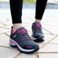 Zapatillas de deporte para mujer, zapatos de plataforma cómodos y transpirables, zapatos informales con cordones a la moda para mujer, botas cortas para exteriores - details 4