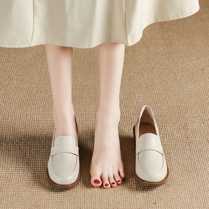 Zapatos de cuero con tacón grueso simple, suela suave, de 4 cm de altura, zapatos pequeños de cuero. - 1