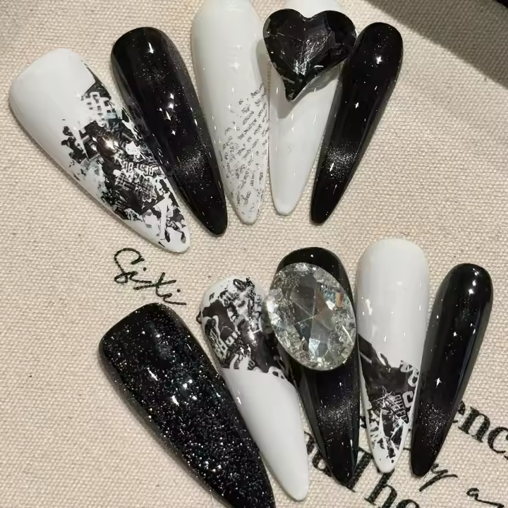 Uñas Postizas De Presión Manicura Estilo Stiletto Largas Y Con Decoración De Diamantes 10 Piezas Para Mujeres - 1