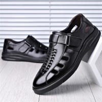 Sandalias de verano para hombre, nuevas, huecas, para playa, de piel suave y transpirable, con velcro. - details 1