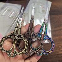 Tijeras de Manicura Profesionales de Acero Inoxidable Vintage Herramienta de Cuidado de Uñas para Precisión de Belleza Corte de Pelo Facial y Pestañas - details 2