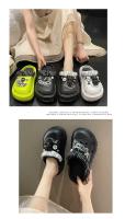 Zuecos de moda con dijes, recién llegados, suela gruesa, pantuflas de exterior para mujer, sandalias de playa de verano de alta calidad para niñas - details 2