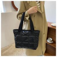 Moda señoras Tote bolsos de gran capacidad de algodón acolchado bolsa de compras rombo bolso portátil acolchado sólido para viajes de ocio - details 10